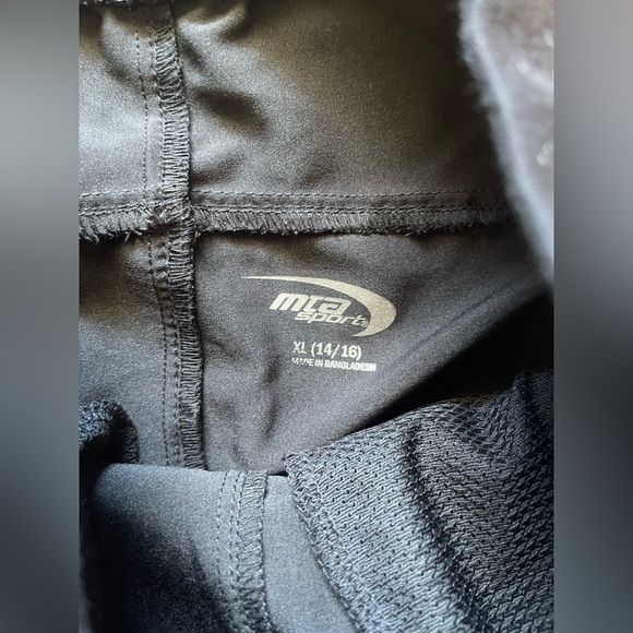 Athletic white tank tops and pant bundle size XL - Picture 5 of 5